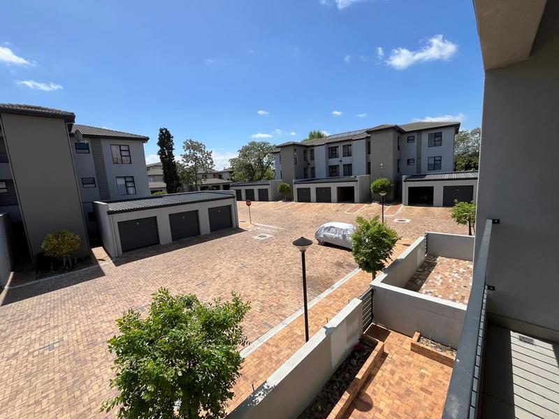 To Let 2 Bedroom Property for Rent in Brackenfell South Western Cape